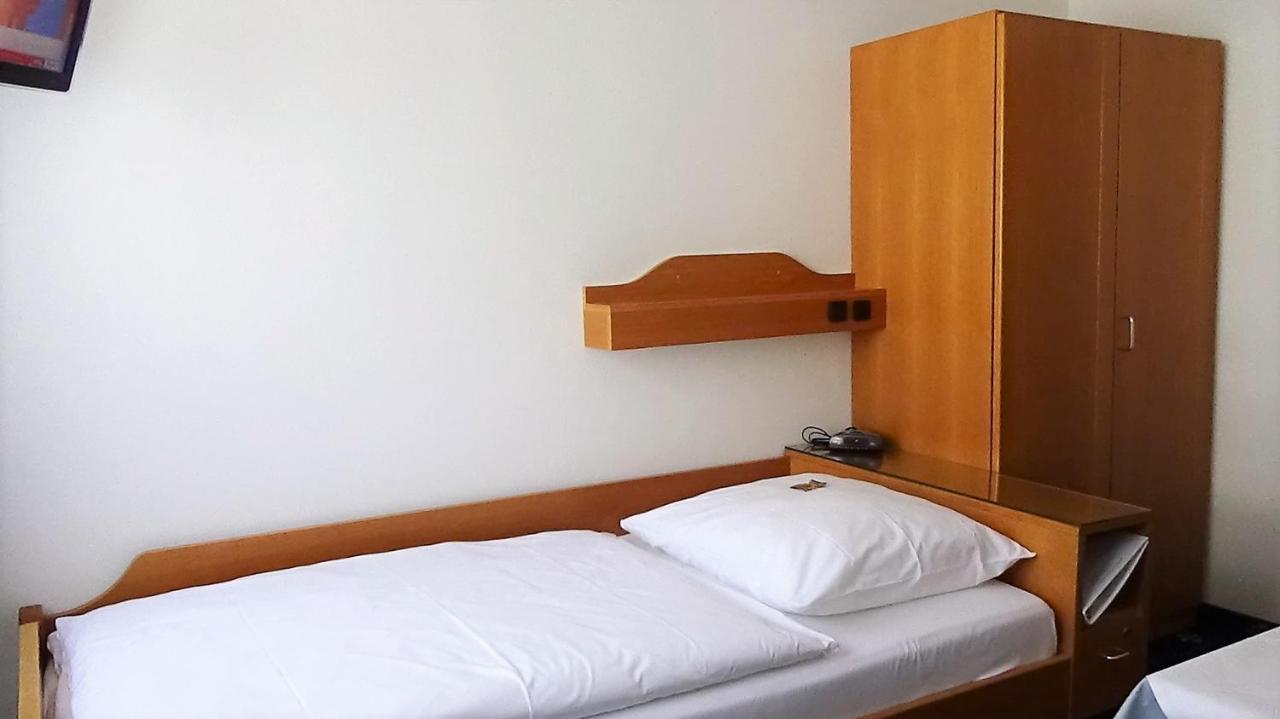 Hotel Zur Traube Bad Homburg vor der Höhe Esterno foto