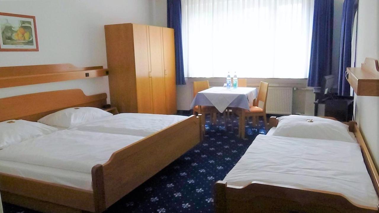 Hotel Zur Traube Bad Homburg vor der Höhe Esterno foto