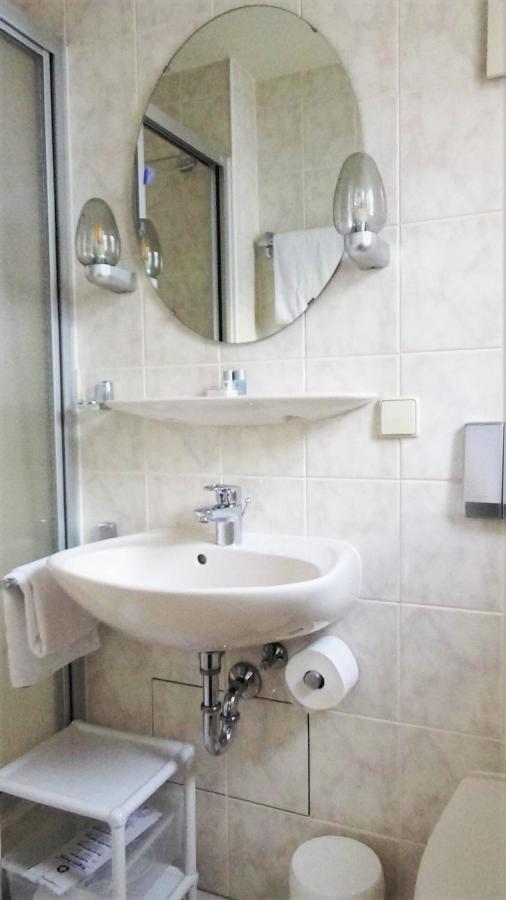 Hotel Zur Traube Bad Homburg vor der Höhe Esterno foto